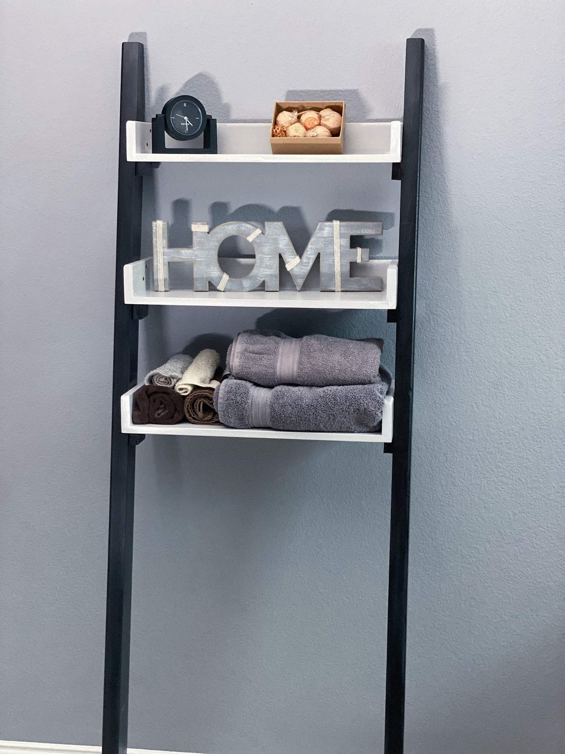 Give A Charming Look To Your Home With Custom Home Decor Accessories